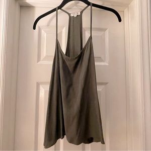 Heart & Hips Causal Flowy Olive Green Tank Small